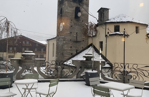 Pre-Saint-Didier Apartment | Room 'Gatto' with Mountain View, Shared Terrace and Wi-Fi