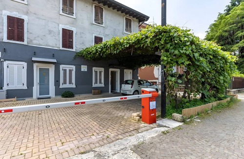 Dossobuono Apartment | Room 'Giulietta' with Wi-Fi