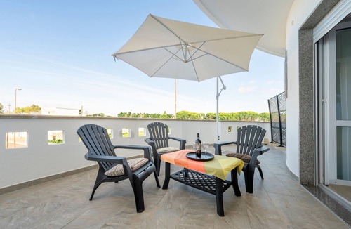 Melendugno Apartment | Room 'I 4 Venti - 5' with Private Terrace, Wi-Fi and Air Conditioning