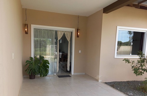 Ubatuba House | Room in a family home on the beach route, in a great location