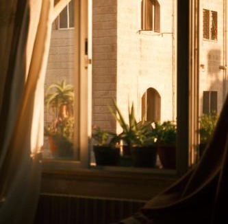 Jabal Al-Hussein Bed & Breakfast | Room in central Amman