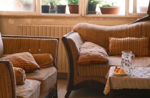 Jabal Al-Hussein Bed & Breakfast | Room in central Amman
