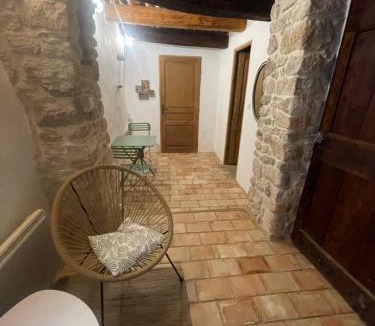 Cereste Bed & Breakfast | Room in Medieval Cereste