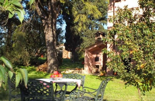Gavorrano Apartment | Room 'La Concia - Spiga' with Shared Garden and Wi-Fi
