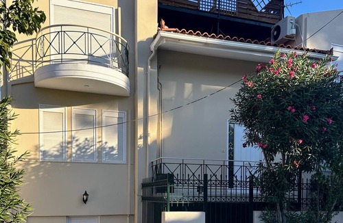 Spata-Artemida Apartment | Room 'Lower Level 8' with Shared Terrace, Wi-Fi, and Air Conditioning