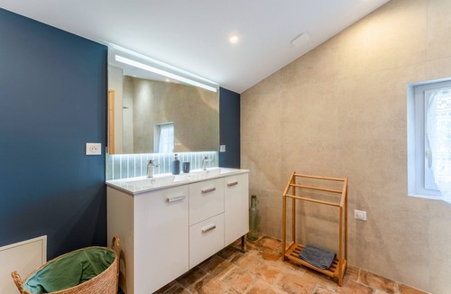 Font d'Irac Bed & Breakfast | Room 'Malo' with Shared Terrace, Shared Garden and Air Conditioning