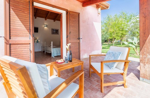 Santa Maria La Palma Apartment | Room 'Matrimoniale' with Private Terrace, Wi-Fi and Air Conditioning