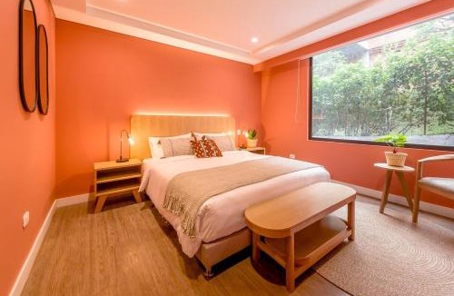 Los Naranjos Apartment | Room Modern Elegance Just Steps from El Tesoro 306