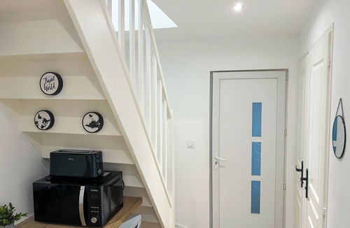 Saint-Pierre-du-Perray Bed & Breakfast | Room N2 Colocation Confort & Service (91)