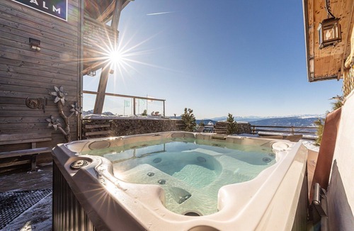 Bressanone Apartment | Room 'Panorama Room 2' with Shared Terrace, Shared Garden and Wi-Fi
