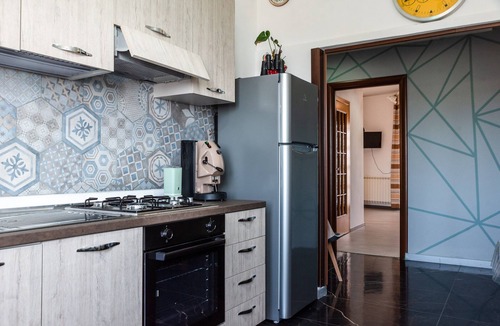 Agrigento Apartment | Room 'Stanza Fiore' with Wi-Fi and Air Conditioning