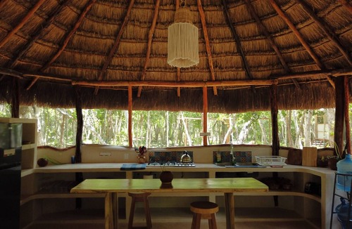 Soliman Bay Cabin | Room-unique Jungle Dome 2 Queen Beds