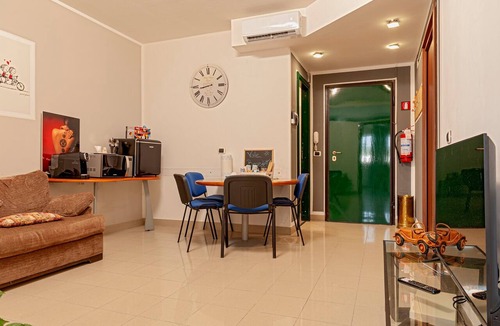 Stagno Apartment | Room 'Valle Benedetta' with Wi-Fi and Air Conditioning