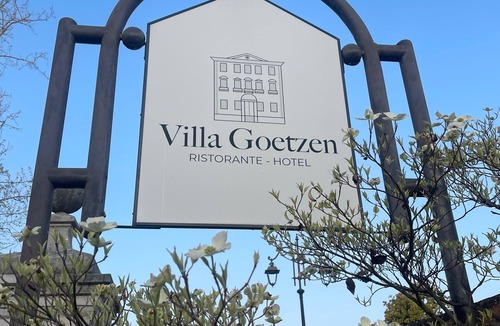 Dolo Apartment | Room 'Villa Goetzen - Camera Tripla' with Wi-Fi and Air Conditioning