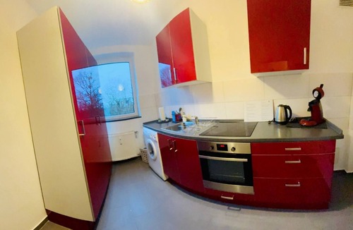 Wolfsburg Apartment | Room "white" in shared flat - central & quiet - VW, Autostadt, VfL parking lot and WLAN