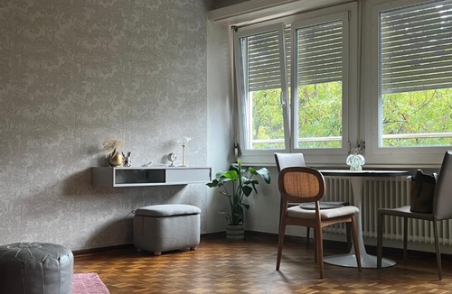 Champel House | Room with a View