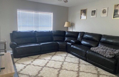 Spring Hill House | Room with private bathroom in fabulous Spring Hill