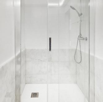 Santo Amaro House | Room With Private Bathroom -Alcantara