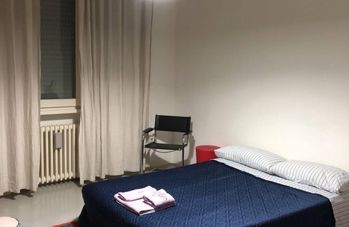 Cittadella Bed & Breakfast | Room with private bathroom City of Parma - shared apartment