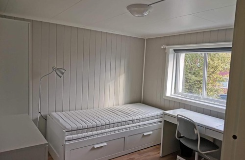 Tromso House | Room with shared kitchen and bathroom nr 2