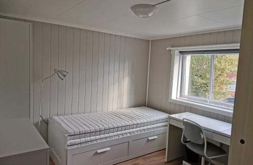 Tromso House | Room with shared kitchen and bathroom nr 3
