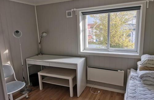 Tromso Apartment | Room with shared kitchen and bathroom nr 1