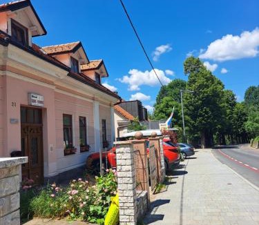 Postojna Bed & Breakfast | Rooms Čehovin