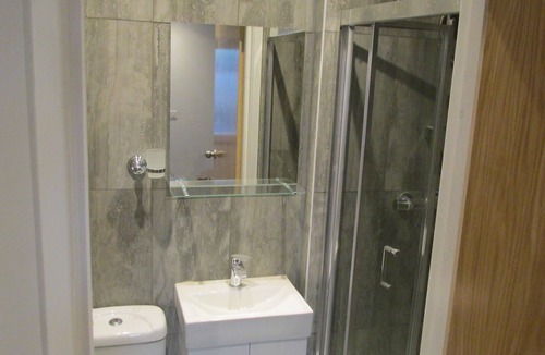 Desborough Hotel | Rooms at The Ritz Complex