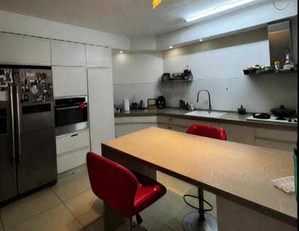 Herzliya House | Rooms in Shared Villa & Private Studio, Herzeliya