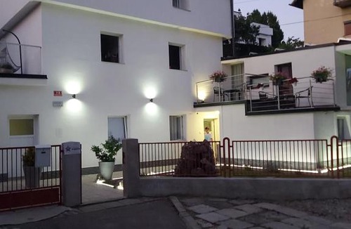 Center House | Rooms Panda