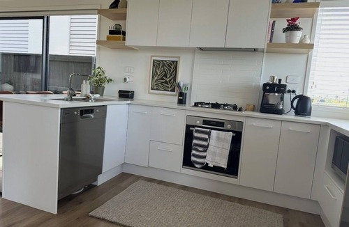 Waikato House | Rooms with Home Comfort
