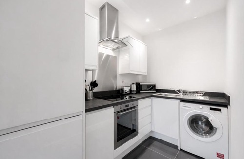 Sutton Central Apartment | Roomspace Serviced Apartments - Nouvelle House