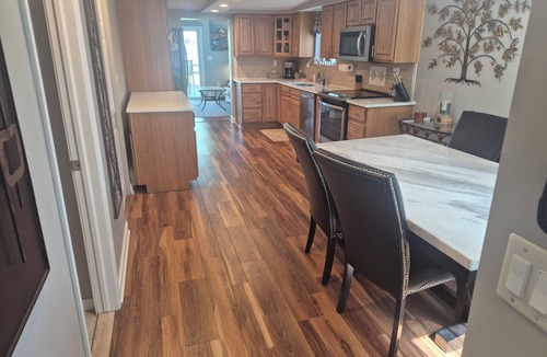 Roberts Landing House | Roomy 4 bedroom 2 bath home on the riverwith a hot tub. Peacefully beautiful.