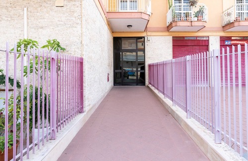 Municipio 2 Apartment | Roomy Family Apartment by Wonderful Italy