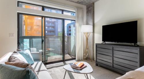 Evans Churchill Apartment | Roosevelt Row Loft