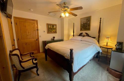 Idyllwild Villa | Root-Stone Lodge