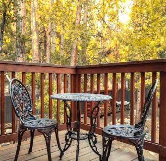 Idyllwild Villa | Root-Stone Lodge