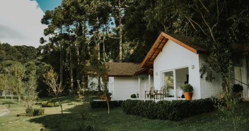 Monte Verde Resort | Roots Resort