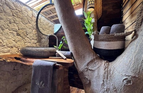 Ungasan House | Roots Tree House