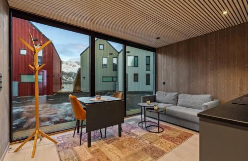 Henningsvaer Apartment | Rorbuleilighet i idylliske Henningsvær