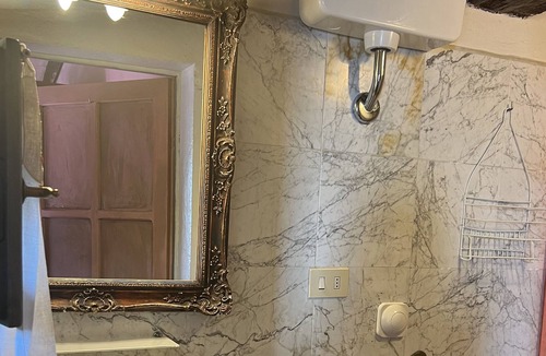 Calenzano House | "ROSA" APARTMENT