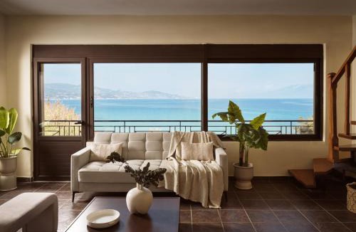 Alikanas Apartment | Rosa Sea Front Maisonette