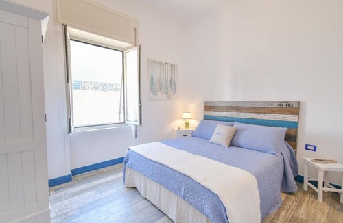 Ischia Porto Bed & Breakfast | Rosanna Maison B&B