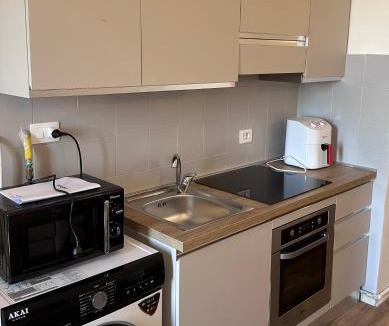 Primo Maggio Apartment | Rose 20 Palace