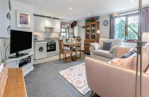 Hartland House | Rose Cottage