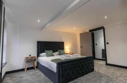 Boston House | Rose House