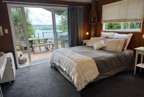 Mahurangi House | Rose House