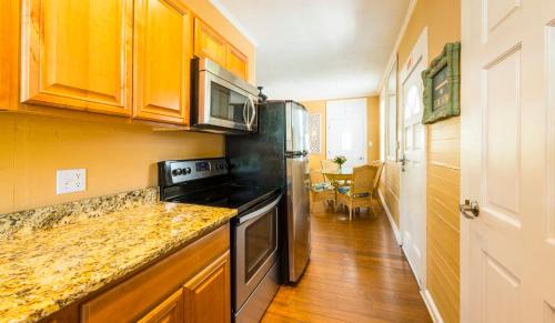 Historic Seaport Villa | Rose Lane Villas