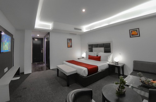 Rajbagh Hotel | Rose Petal
