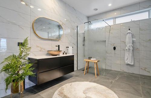 Stanley Apartment | Rose's Villa